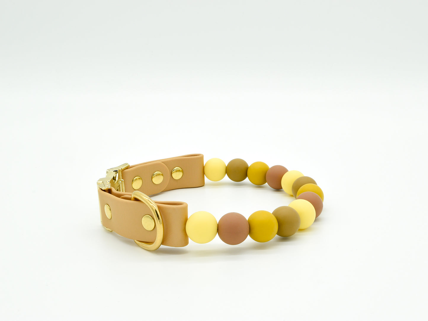Bead dog collars